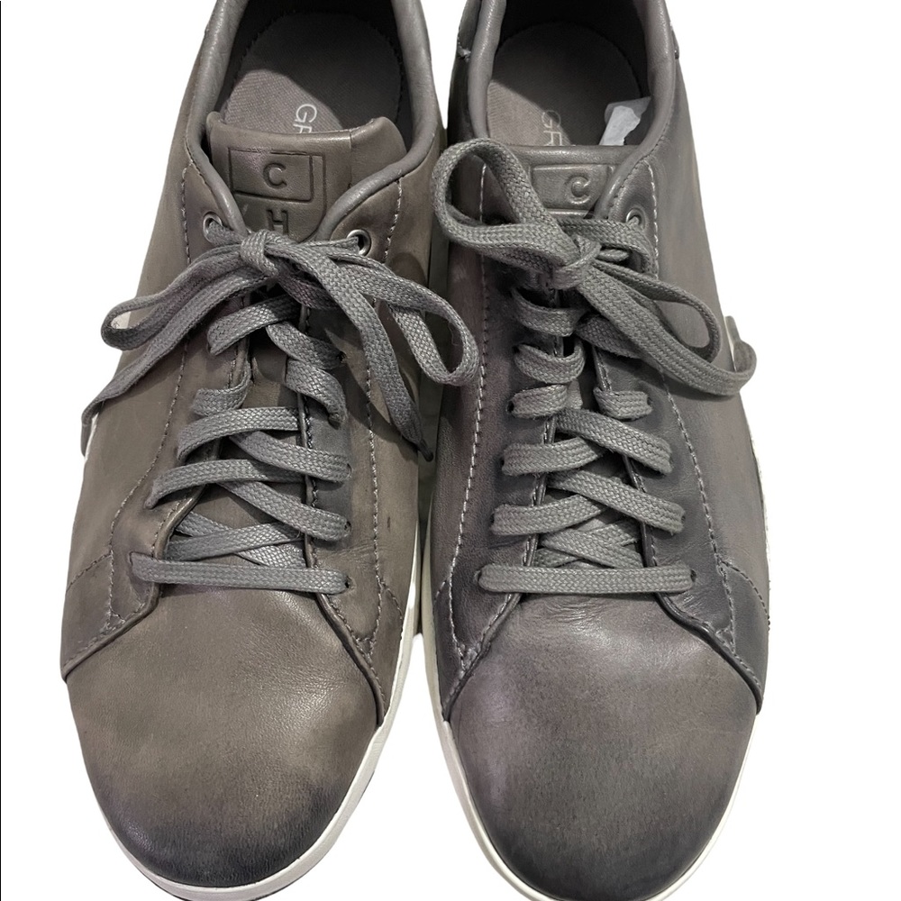 Cole HAAN crew grand pro light weight grey leather shoes 9